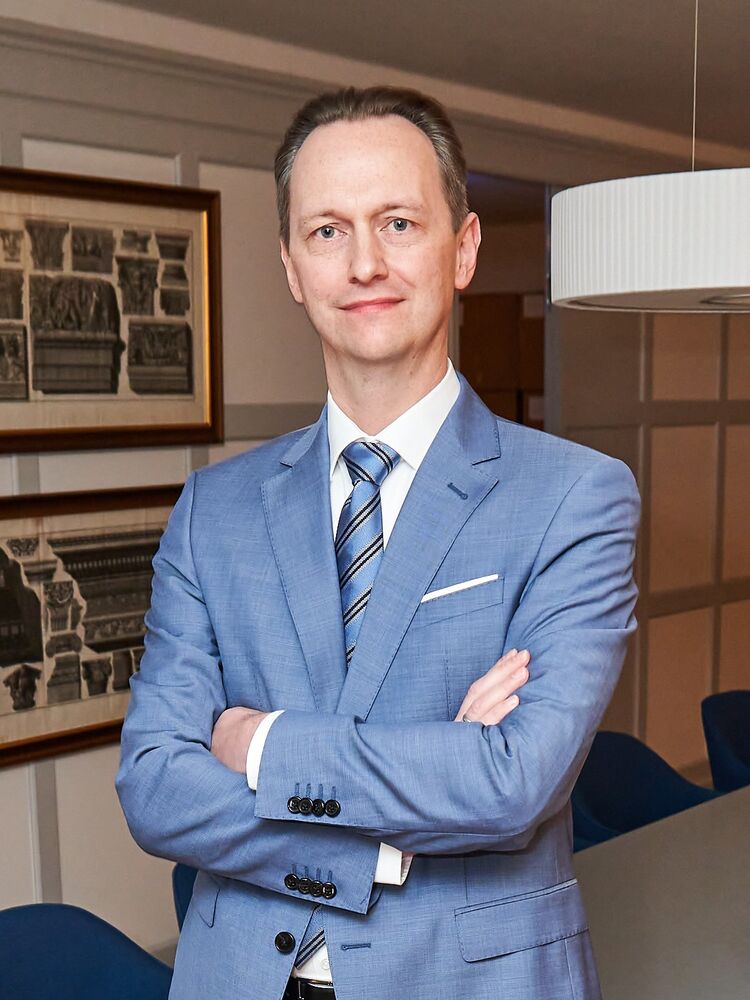 Klaus Handler bei einer Rede